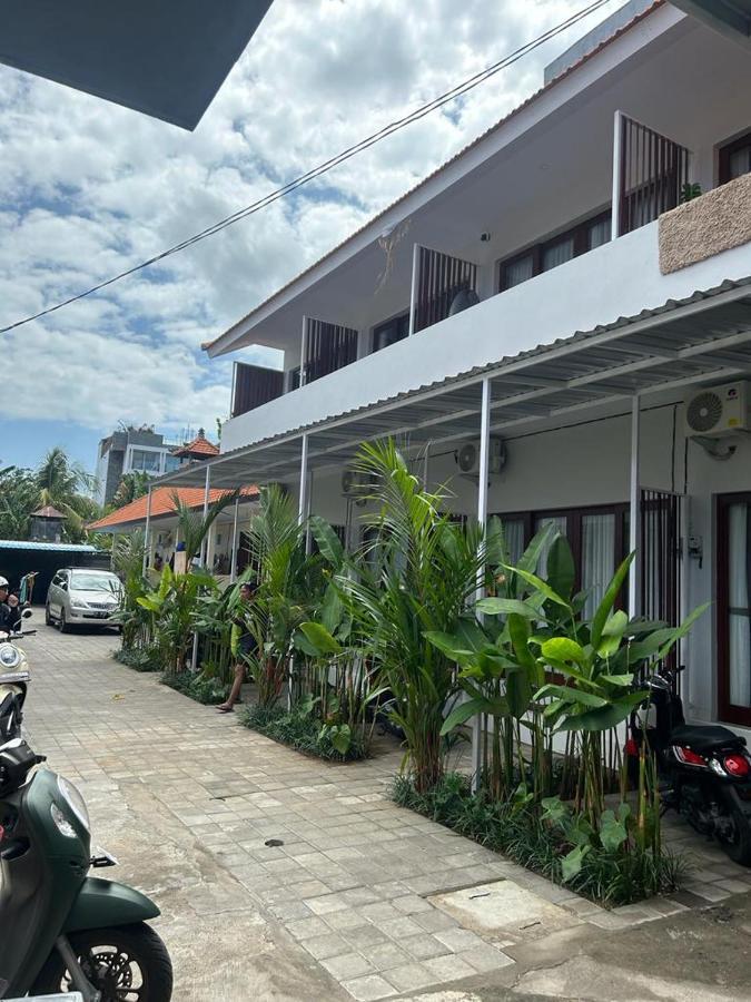 Pondok Puspa Sumekar Seminyak  Bagian luar foto